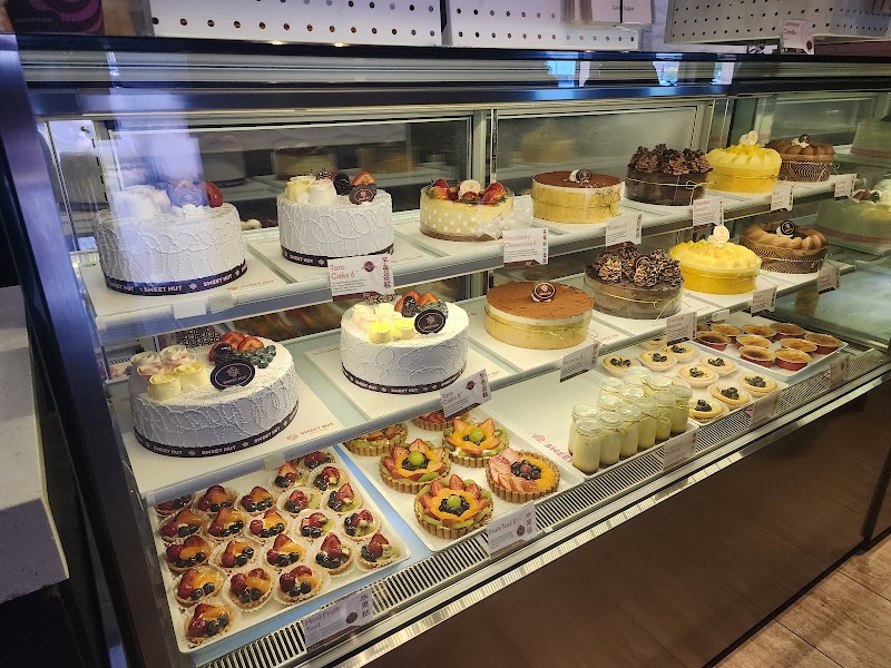 Sweet Hut Bakery & Cafe photo 3