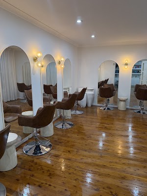 Little Hair Boutique