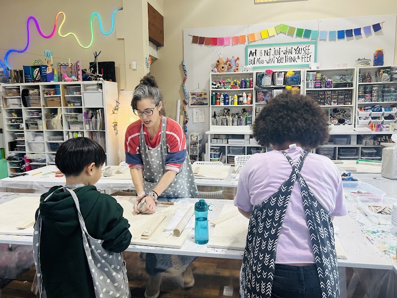 Heart Art Studio, LLC — interior