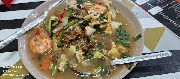 Ana Nasi Kerabu Nasi Dagang Akok Ori Kelate