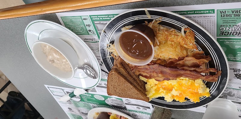 Mac's Route 8 Cafe photo 2