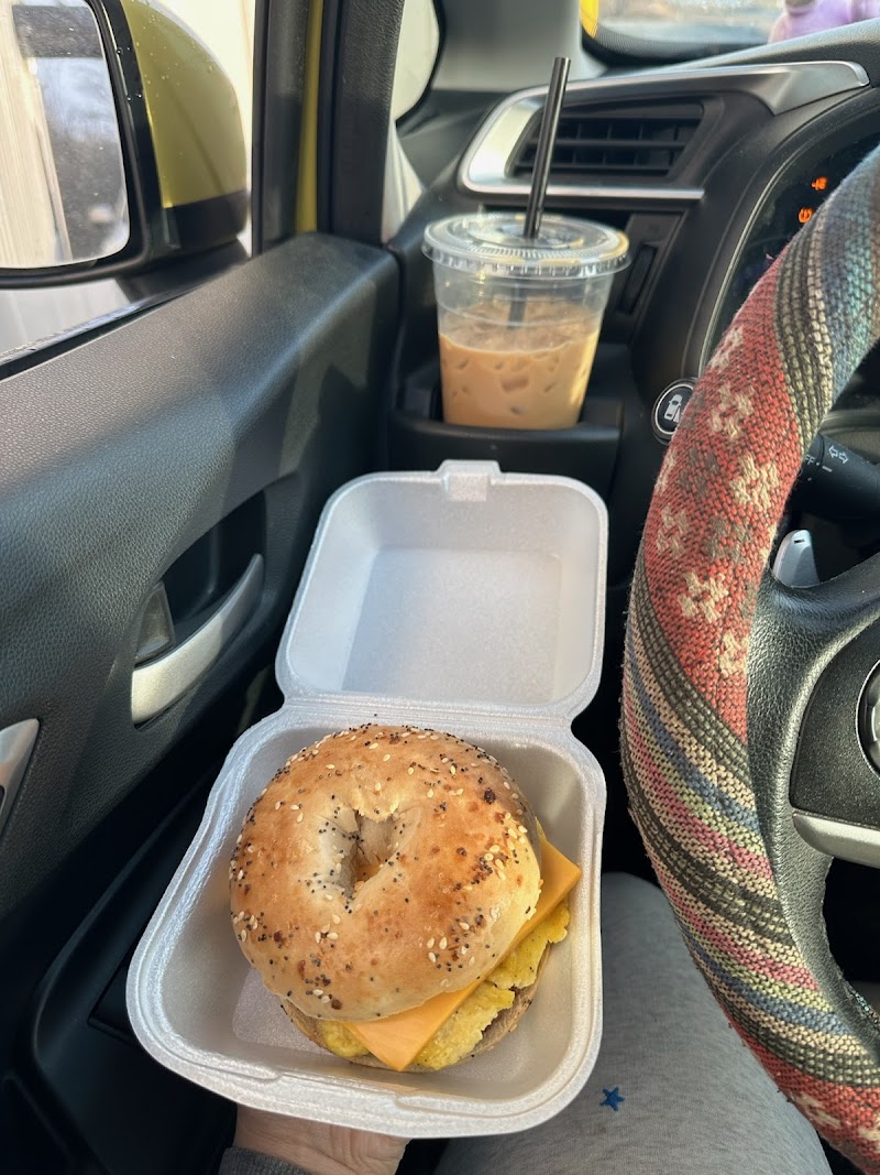 Mel's Mudd Coffee & Espresso (Ward/Butlerville) photo 4