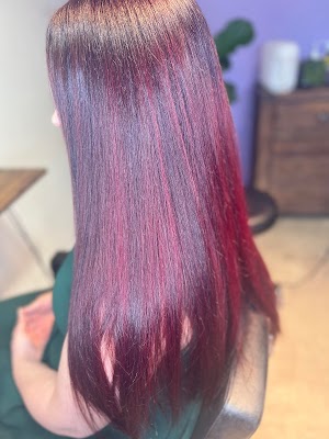 Your Mane Hairstylist photo 2