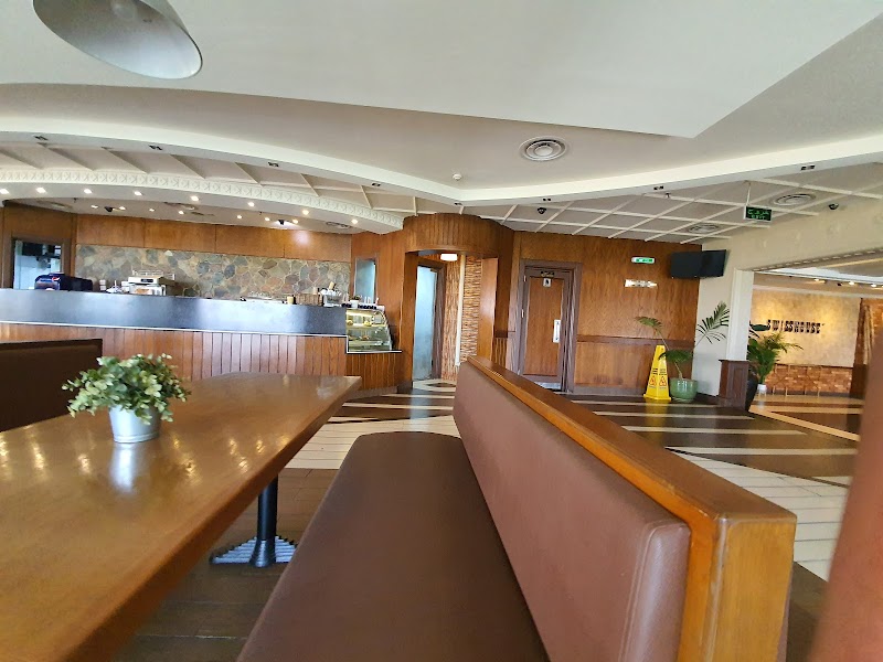 Social House photo 1