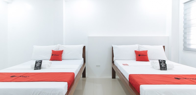 RedDoorz Plus @ DBuilders Poblacion BGC