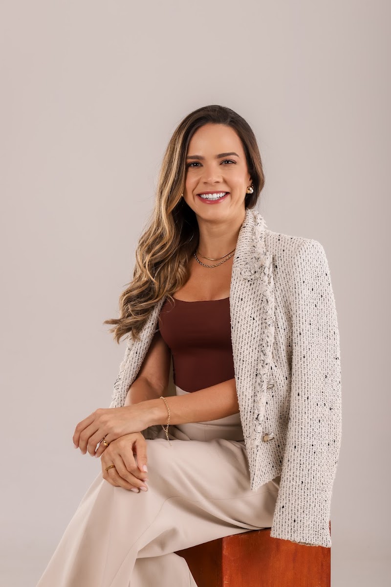 Dra. Juliana Mattos - Dentista Ortodontista, Ortopedista Facial, Sono. Salvador e Feira de Santana