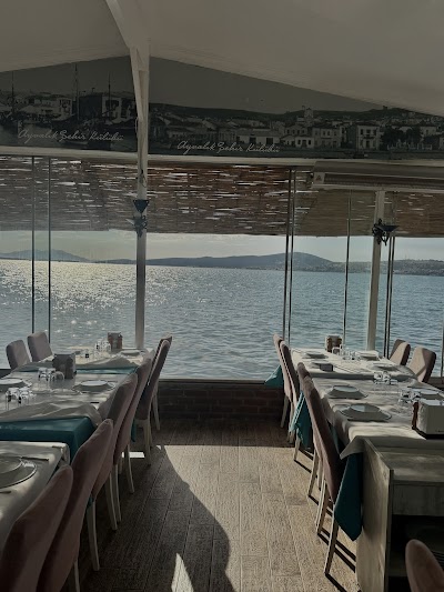Ayvalık Şehir Kulübü Yörük Mehmet'in Yeri - Restoran