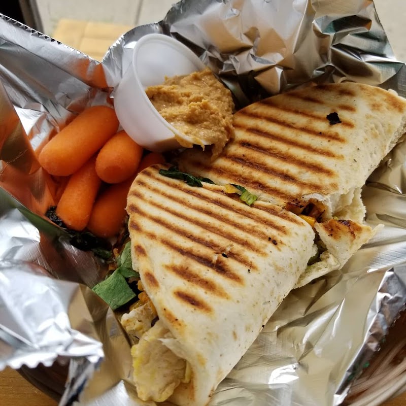 Mad Hatter Cafe and Tea Garden photo 4