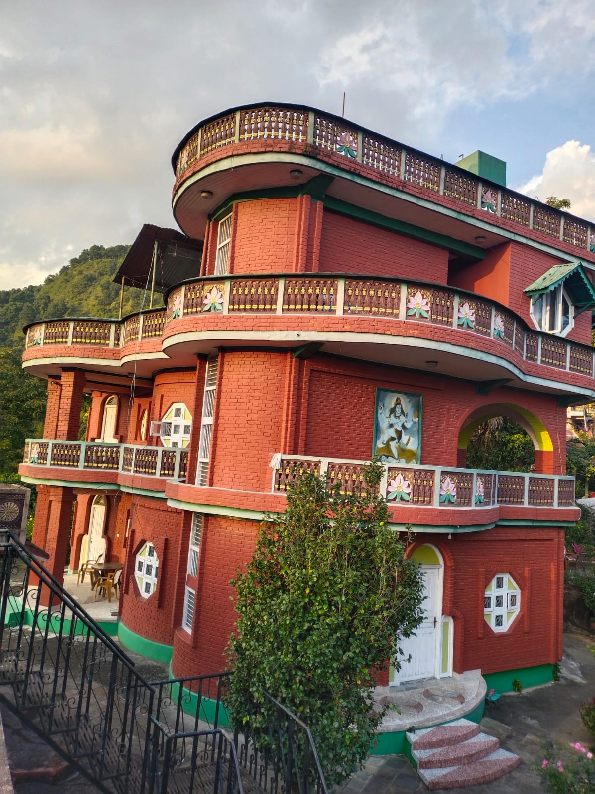 Om Family Ashram — 4