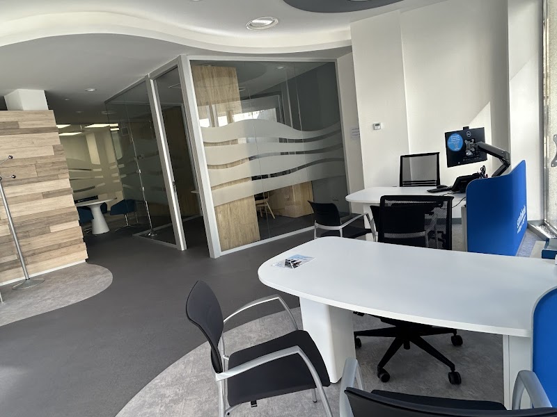 Agencia de Santalucía Seguros photo 4