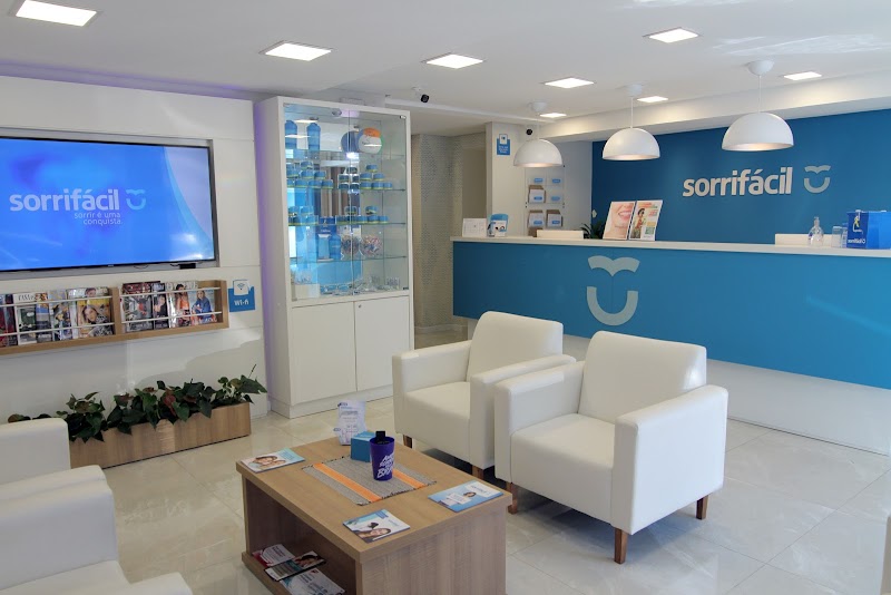 Sorrifácil Porto Alegre I Dentista em Rio Branco - Av. Mariante I Implantes, Prótese Protocolo e Clínico geral - foto 3