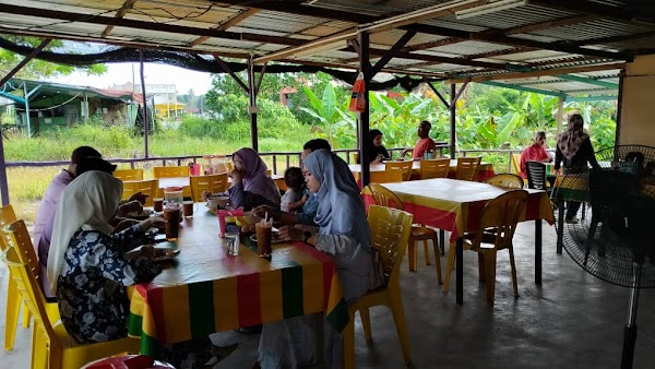 Kak Ani Nasi Kerabu - Photo 1