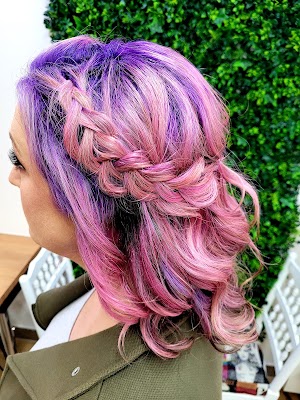 To Dye 4 Hair Studio photo 3