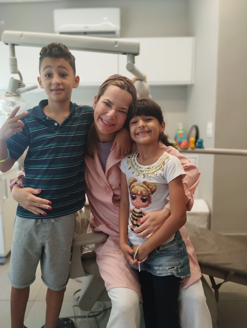 Dra. Janaina Lima - Ortodontista e Odontopediatra (Belo Horizonte-MG) - foto 3
