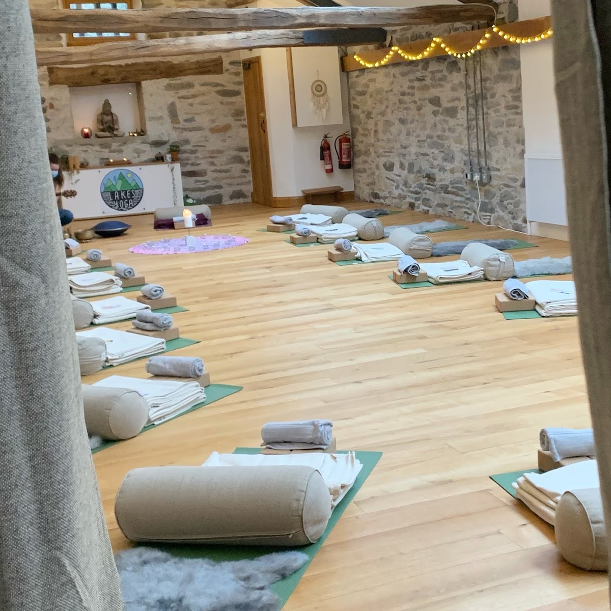Lakes Yoga