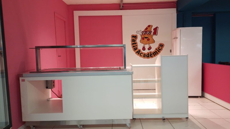 Fatia Acadêmica - Pizza na Praça de Alimentação da UnisantaCruz