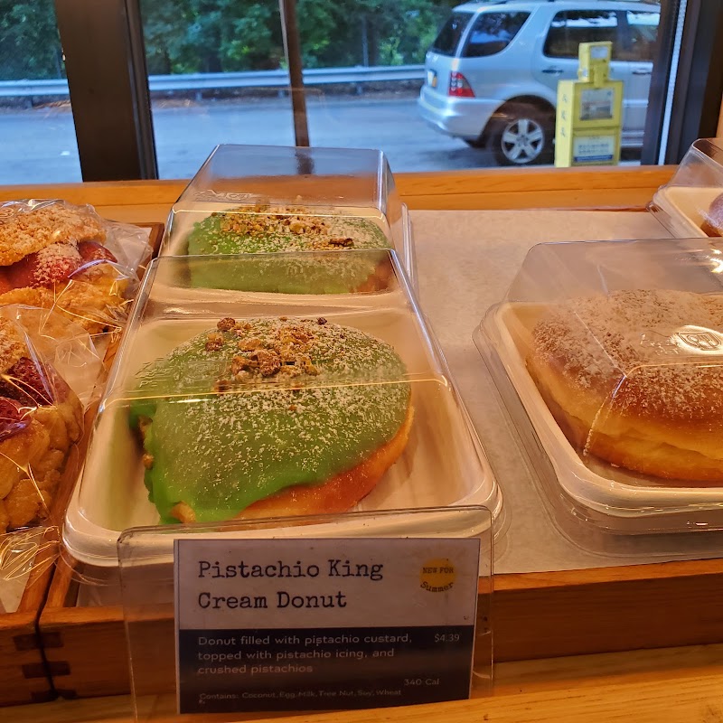 Paris Baguette photo 2