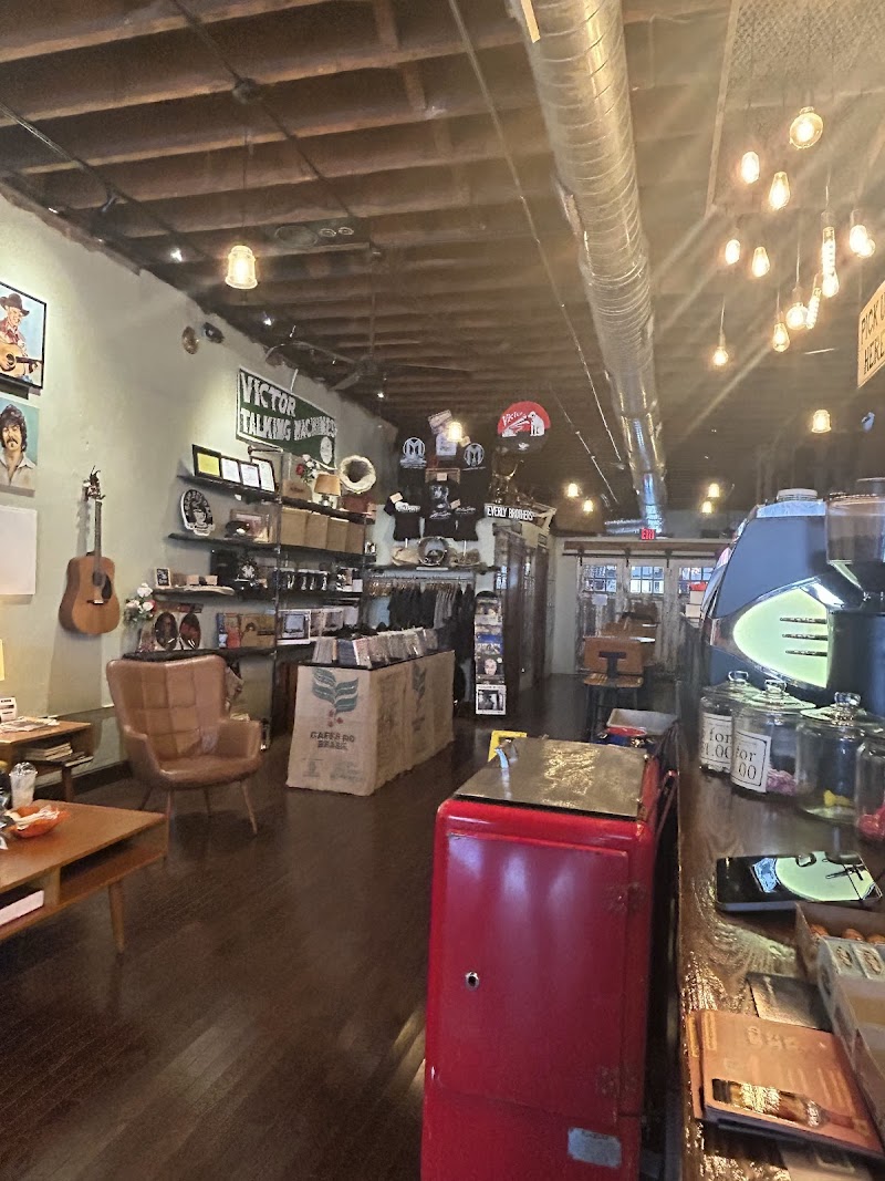 Sip&Spin Coffee & Records photo 4