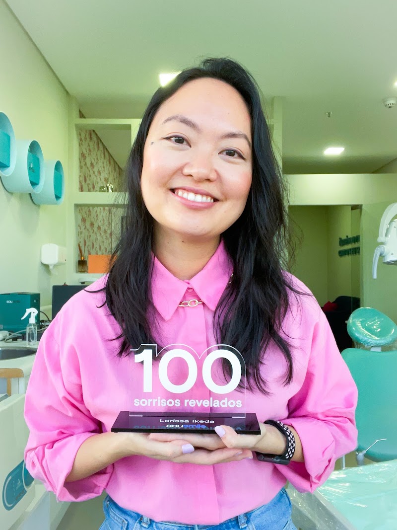 Dra. Larissa Ikeda