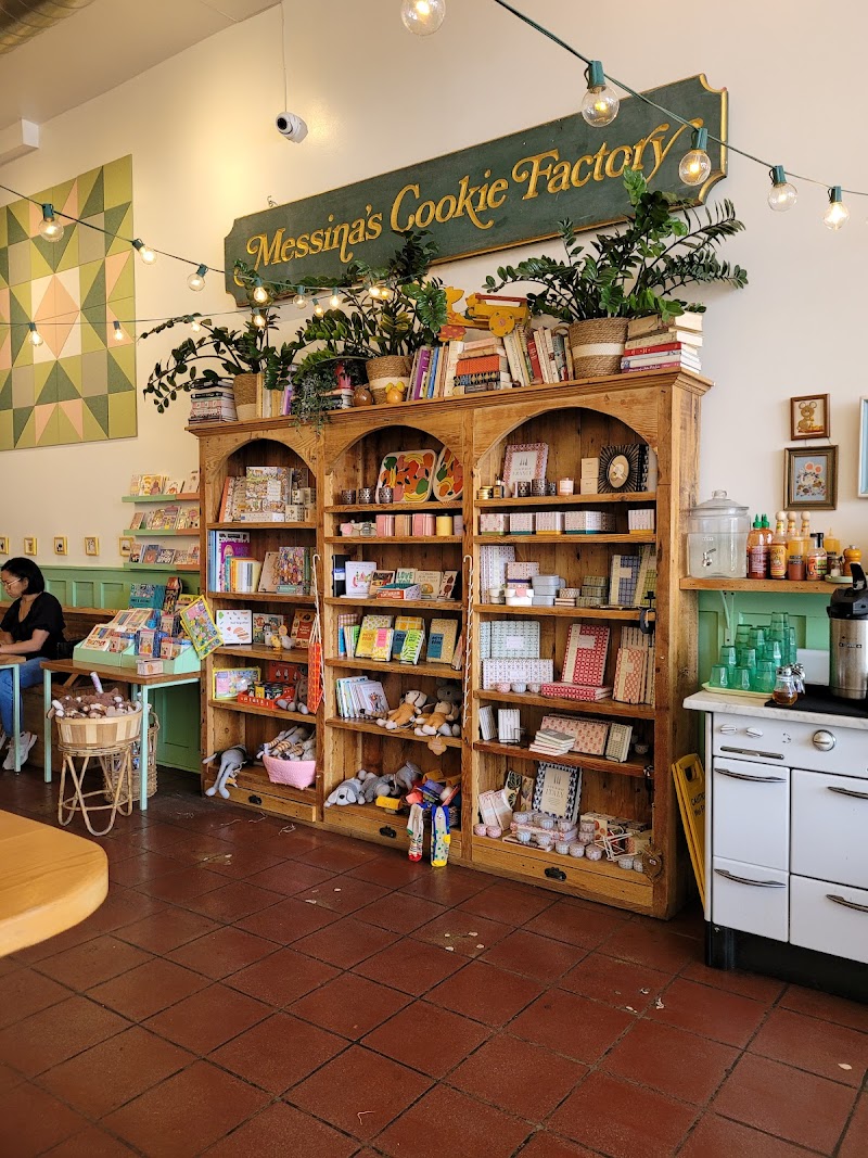 Kitchen Mouse Cafe photo 2