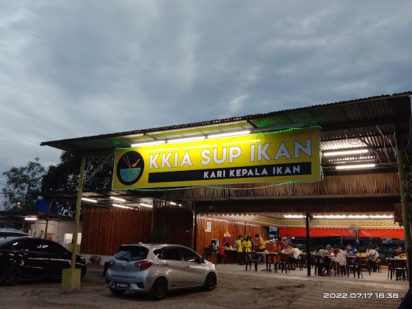 KKIA Sup Ikan, dim sum