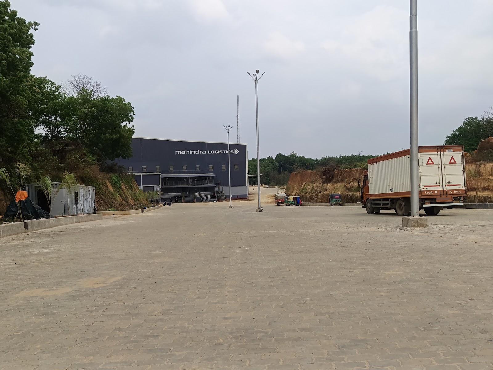 Mahindra Grocery Warehouse photo 6