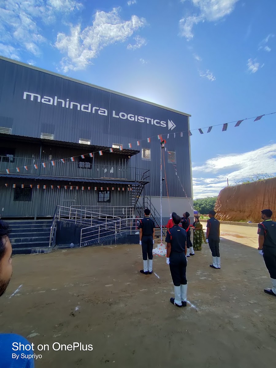 Mahindra Grocery Warehouse photo 3