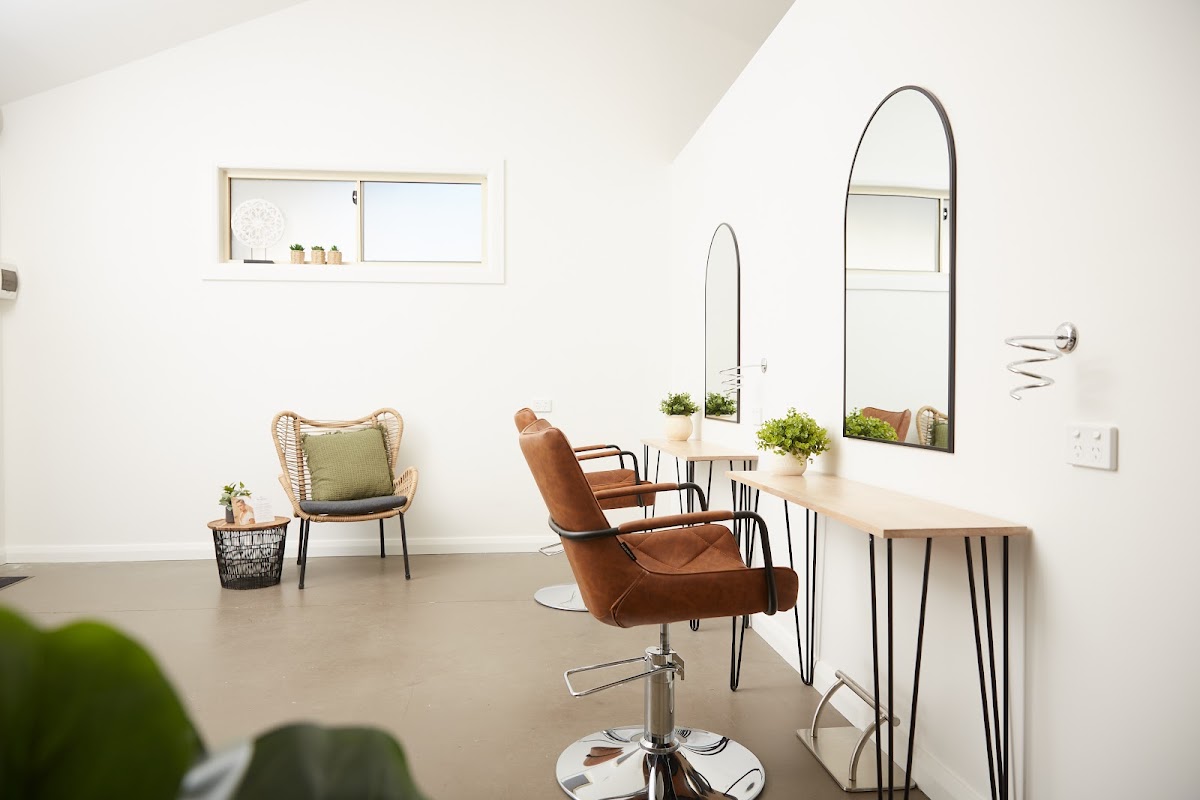 Elysian Hair and Makeup Studio photo 1