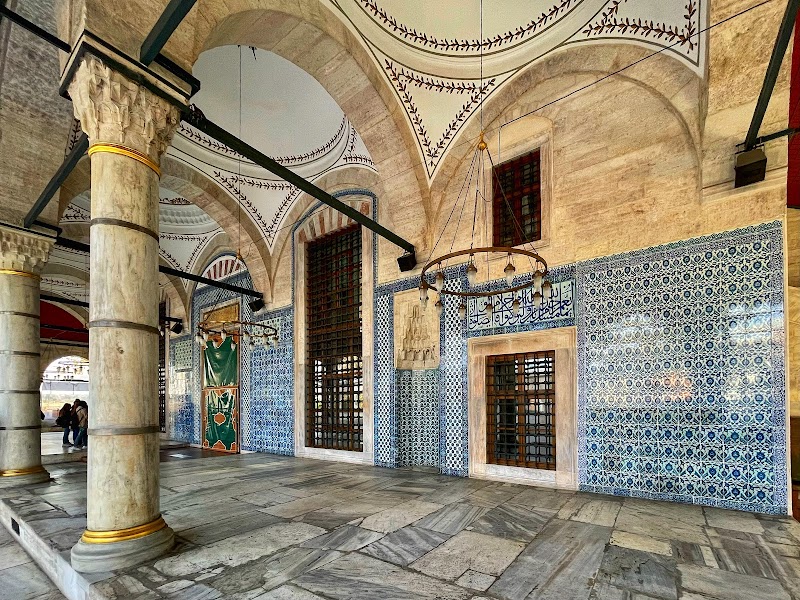 Rustem Pasha Mosque photo 3
