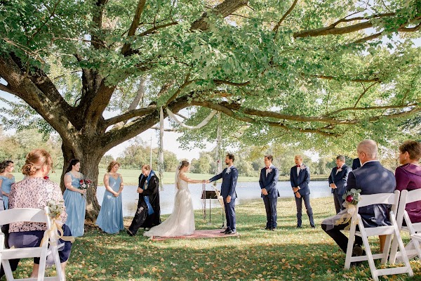 WOODHAVEN COUNTRY CLUB BOOTH exterior