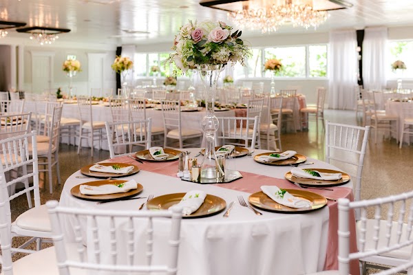 Photo by Anita Vivanco