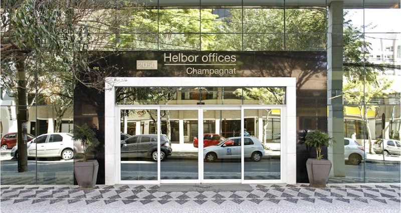 Dra. Milena Pacheco - Dentista Curitiba