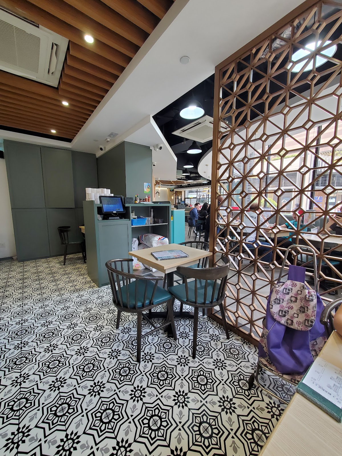 Cafe Moon Ten — photo 8