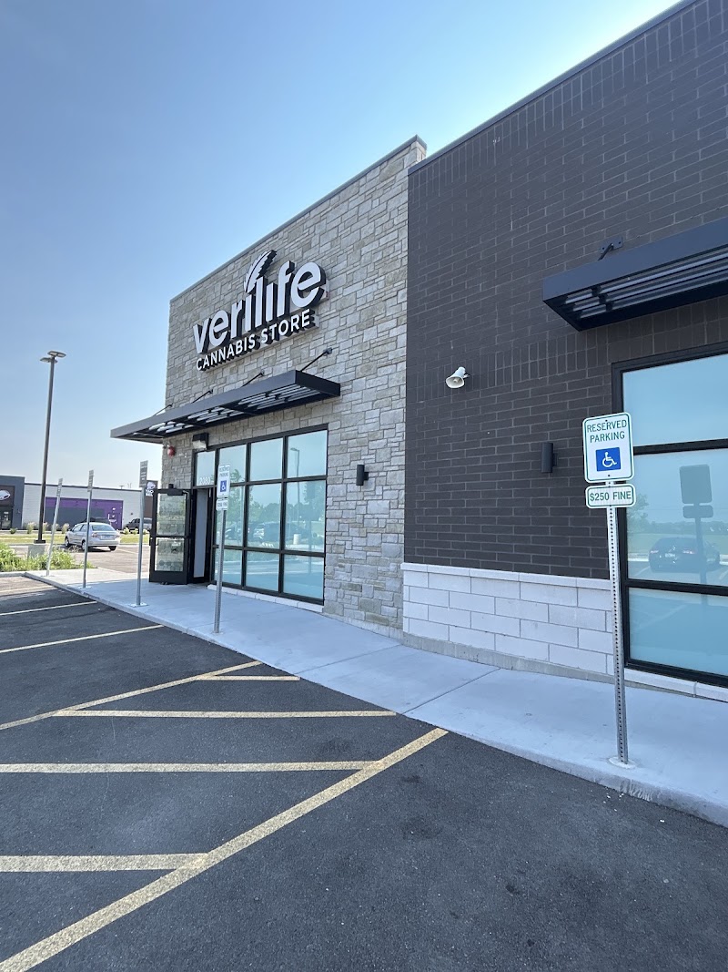 Video tour of Verilife Dispensary retail environment