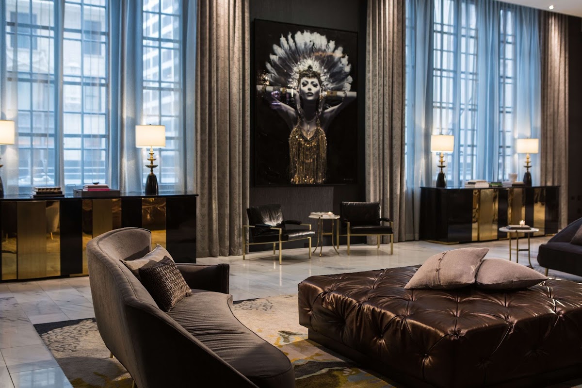 The Allegro Royal Sonesta Hotel Chicago Loop, dog-friendly hotel, photo 4