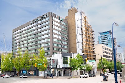 Sandman Signature Vancouver Downtown Hotel