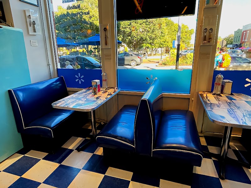 Spark Café Soda Fountain photo 3
