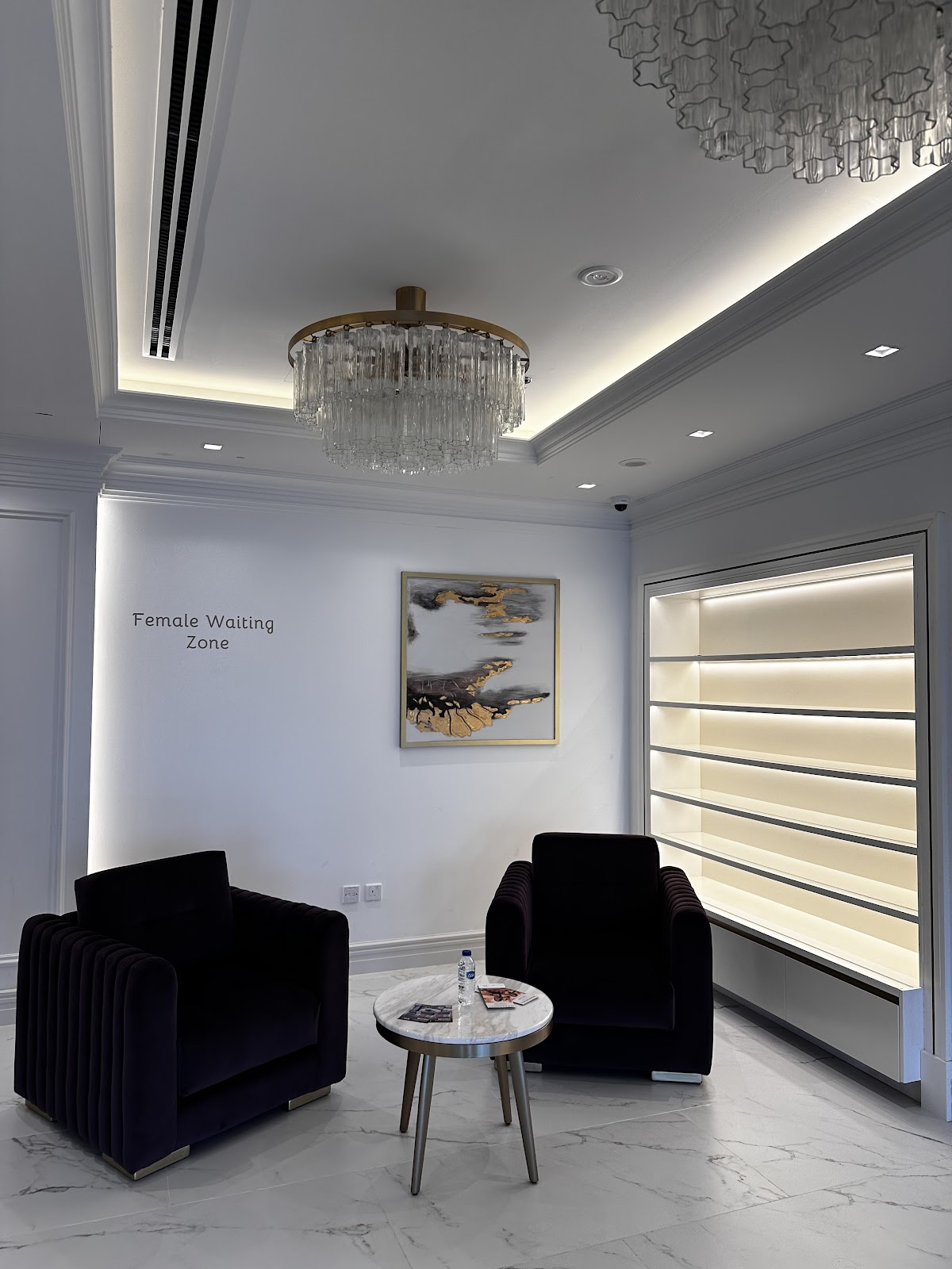 EL’cosmo Aesthetic Medical Clinic 5