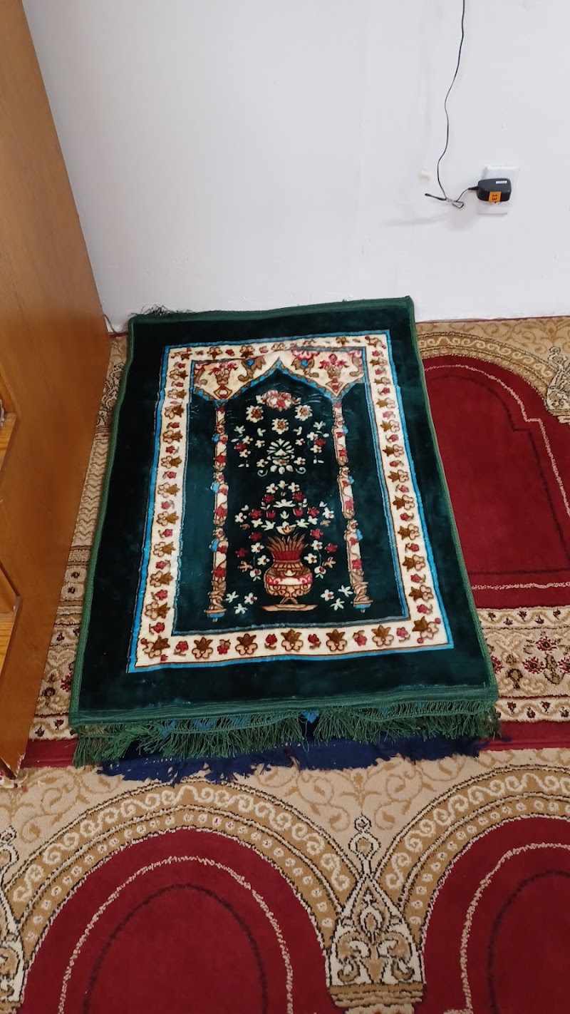 Akber Masjid- Islamic Center Downtown Los Angeles photo 6