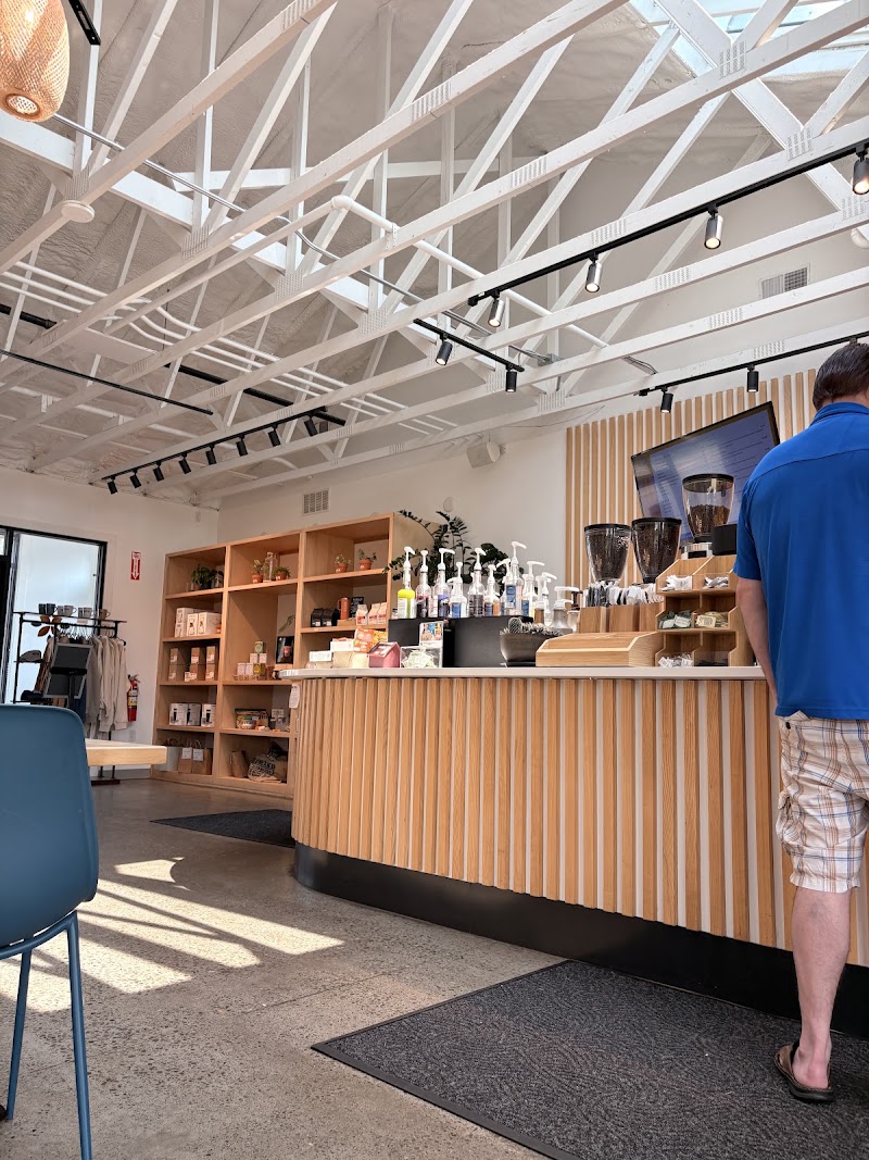 Batch Coffee photo 2