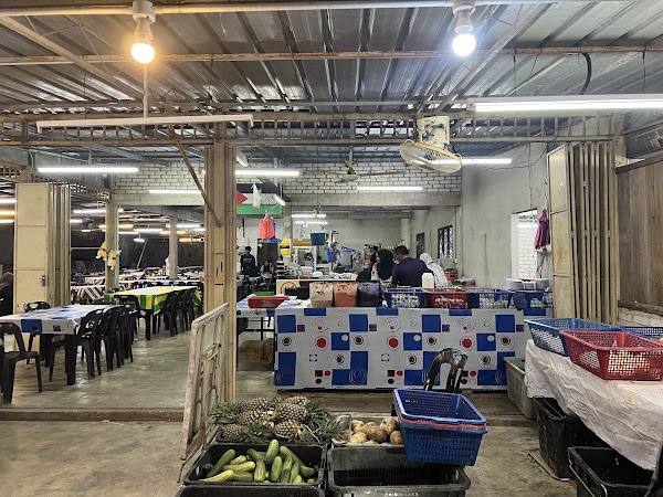 Warung Rojak Warisan Simpang Tiga Pasir Merbok - Photo 1