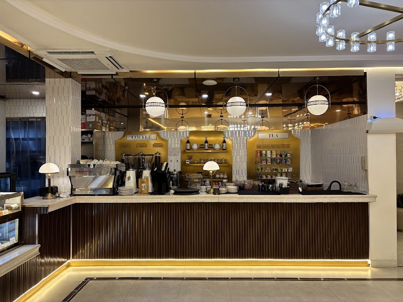 Dream Dates Artisan Bakery & Restaurant Senopati photo 1