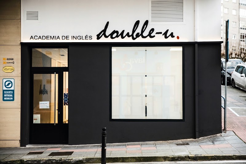 double-u. Academia de inglés photo 1