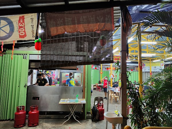 Restoran Serdang Kien Kee - Photo 1