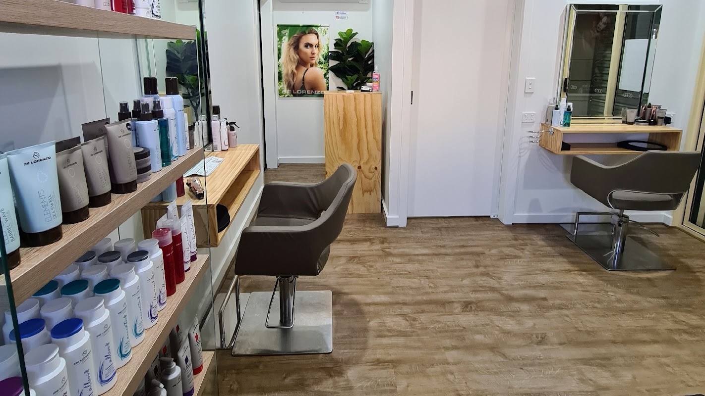 The Platinum Chair Hair and Beauty photo 1