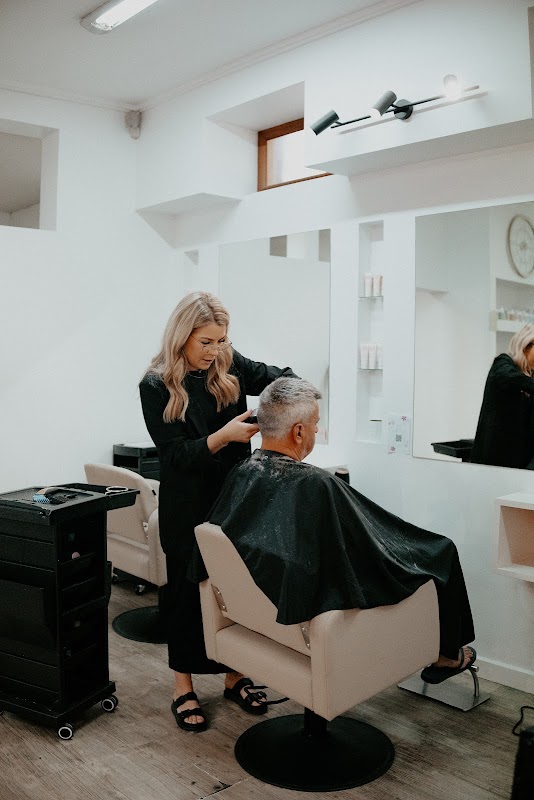 Cole & Co Hair-Studio photo 1