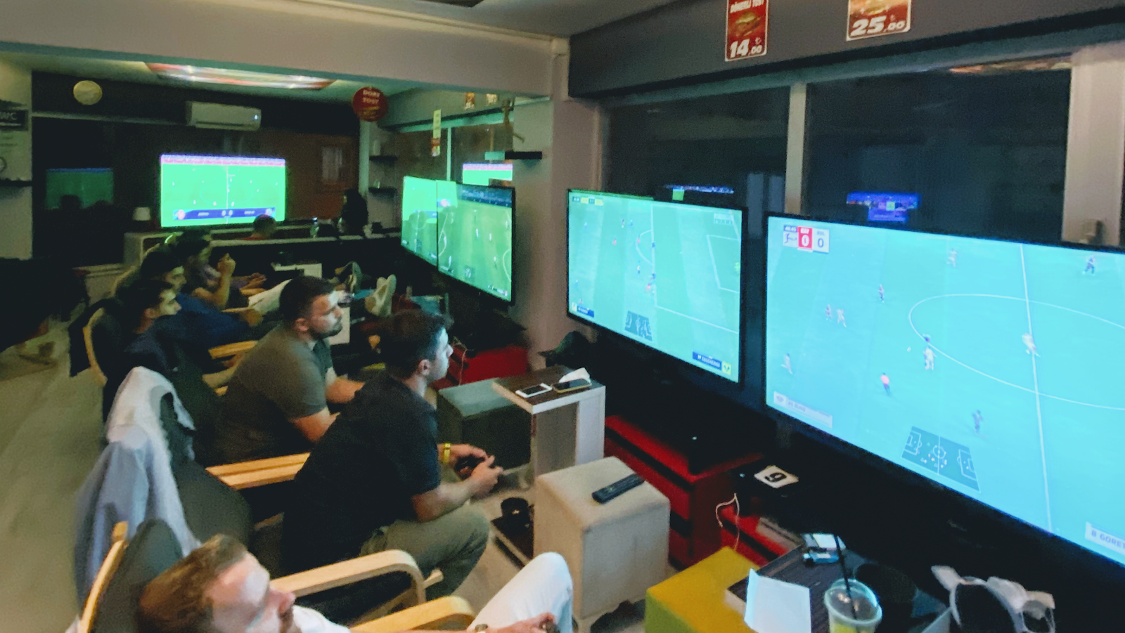 Dory Playstation Cafe mekanı