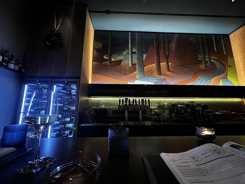 Zephyr Winebar + Café photo 4