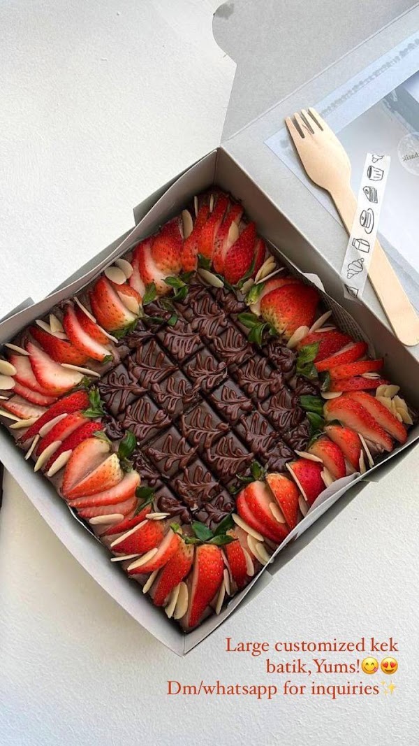 Dy Kek Batik - Photo 1