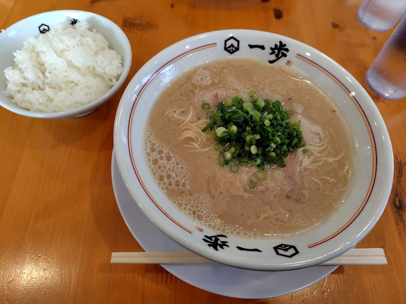 博多豚骨 一歩 写真3